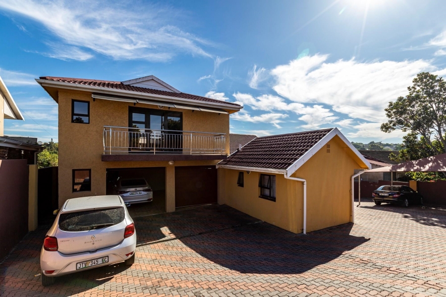 5 Bedroom Property for Sale in Amalinda North Eastern Cape